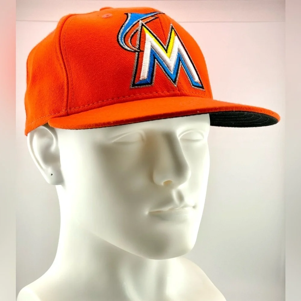 Miami Marlins Baseball New Era 59Fifty Cap/hat Size 7 1/8 Great condition!